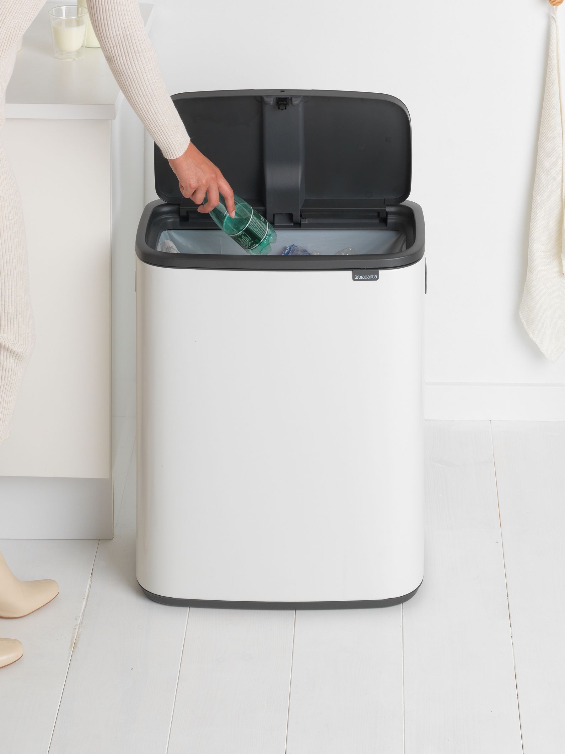 Brabantia White Bo Touch 60L bin - British product