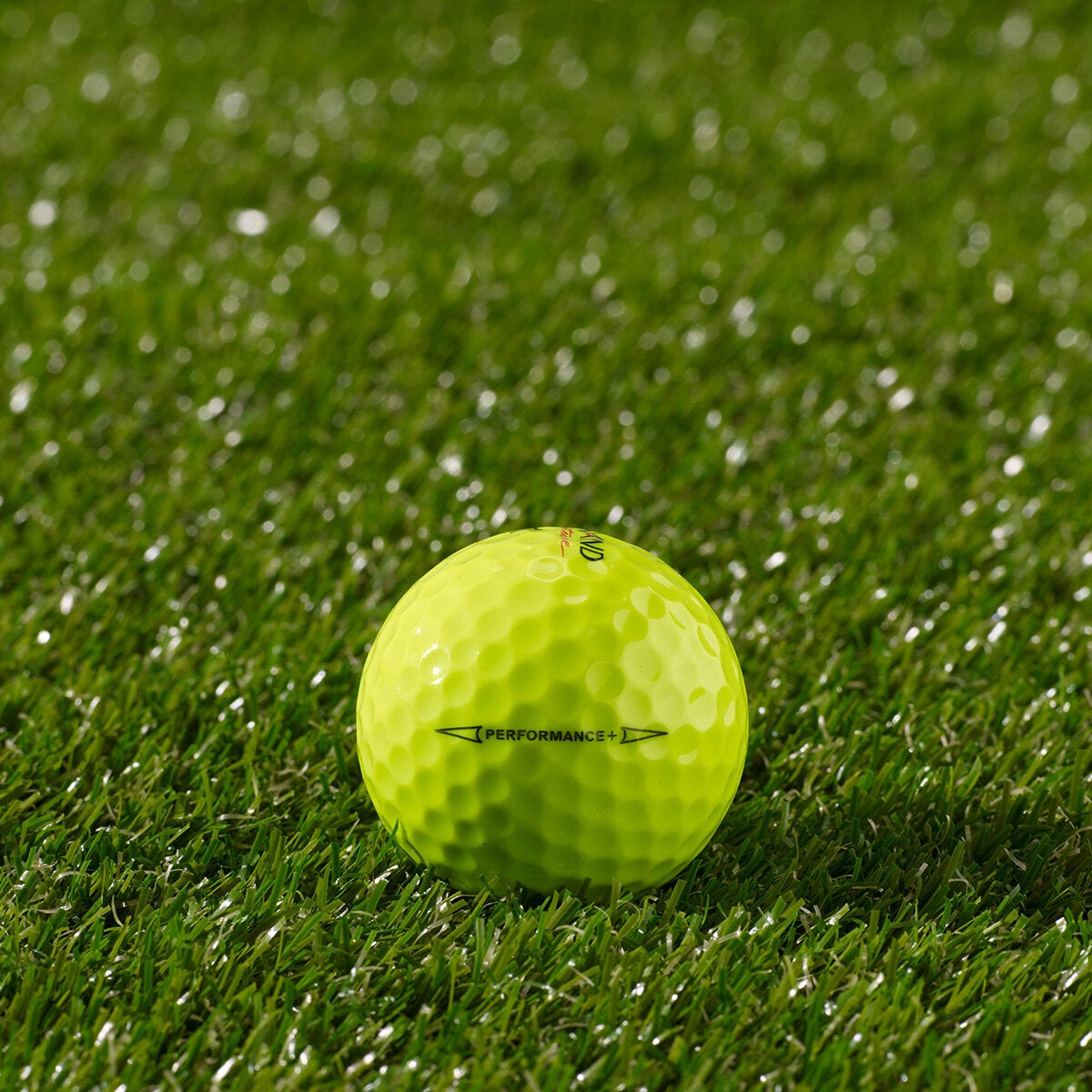 Kirkland 3-piece urethane golf balls neon yellow 24 pack - British product