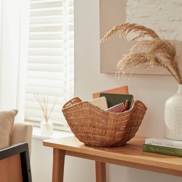 Habitat rattan wave storage basket natural - British product