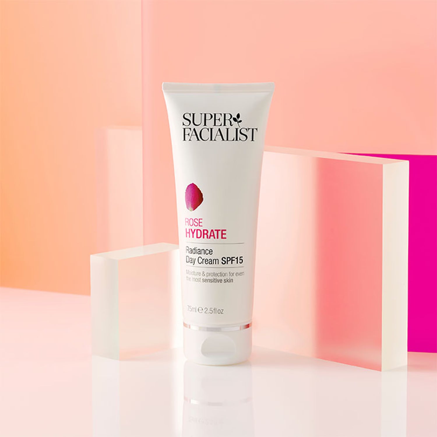 Hydrating Radiance Day Cream with Rosehip and SPF 15 75ml