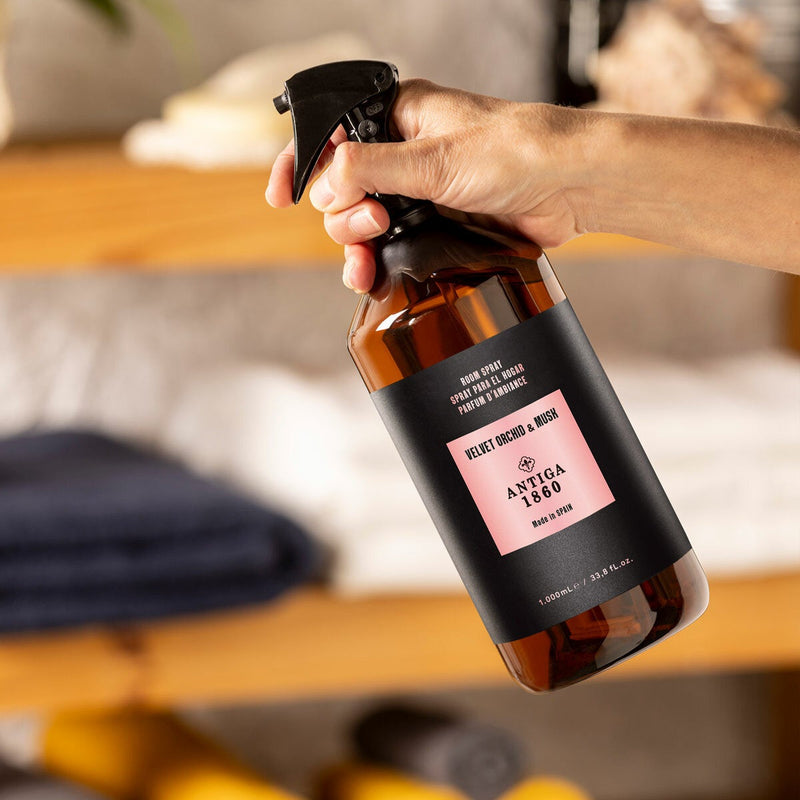 Antiga 1860 Home Textile and Room Spray 2 Scents Room Fragrance 1L