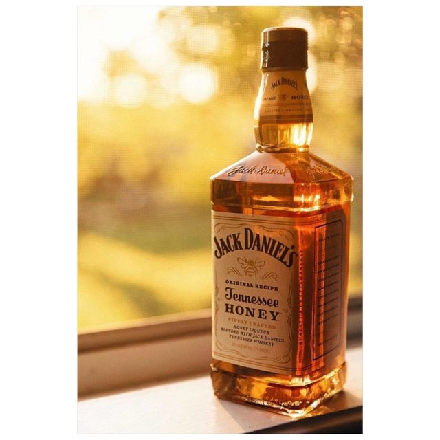 Jack Daniel's Tennessee Honey   1L GOODS M&S   