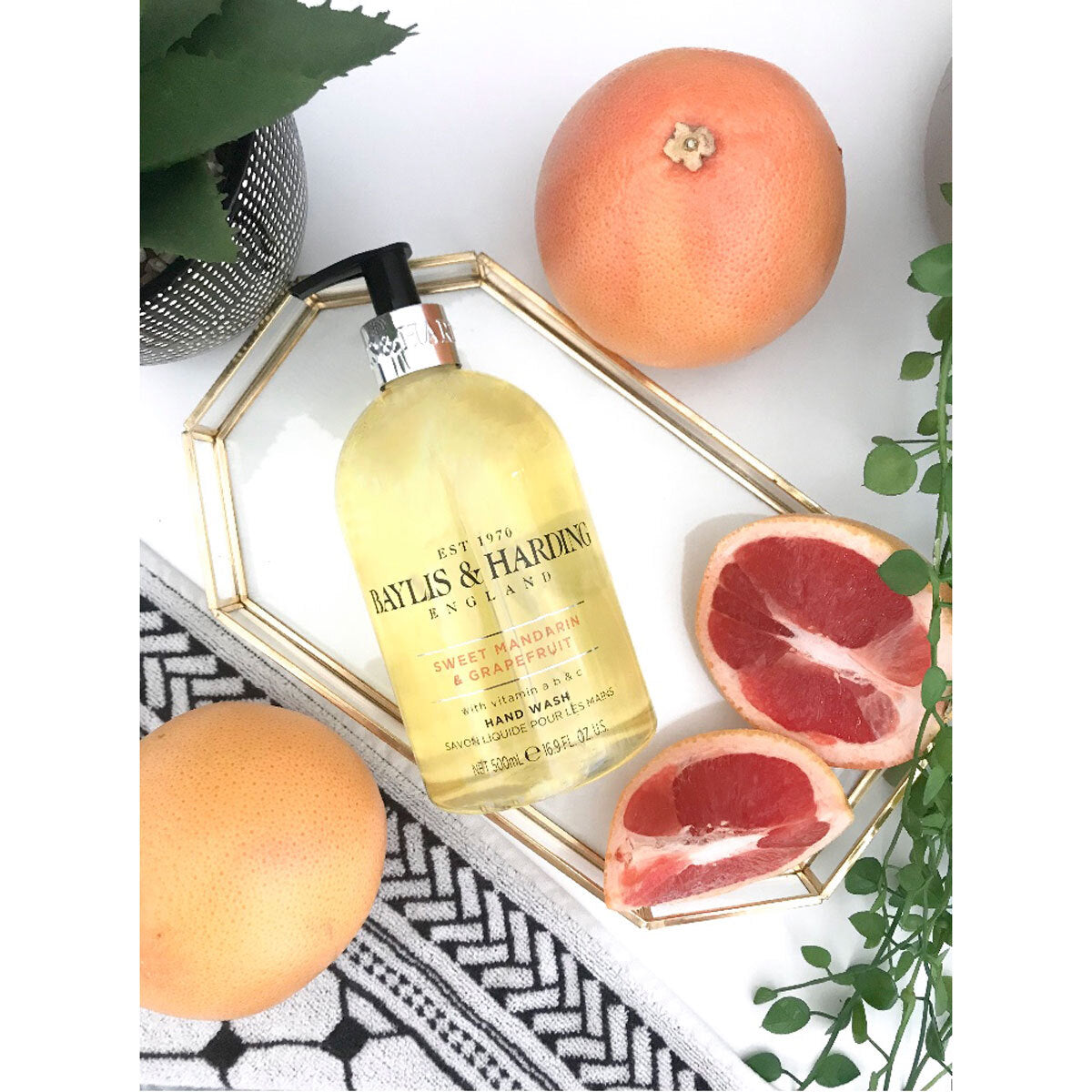 Baylis & Harding Sweet Mandarin & Grapefruit hand wash 4 x 500ml, UK version