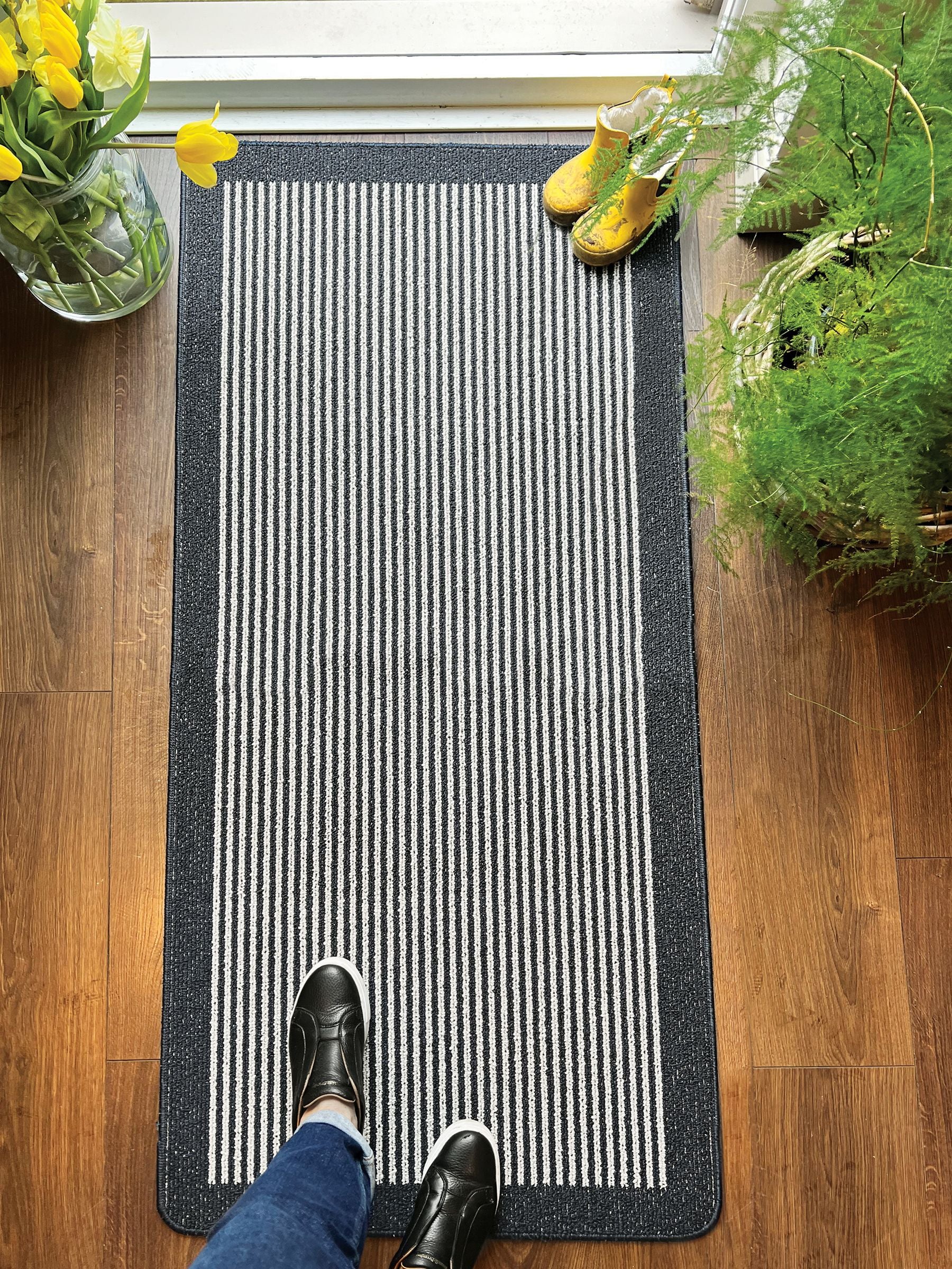 My Mat black utility stripe runner 150cm - British product