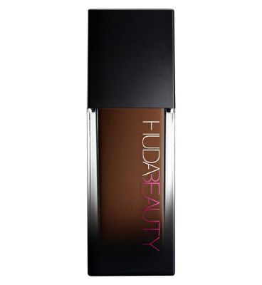 Huda Beauty #FauxFilter Luminous Matte Full Coverage Liquid Foundation GOODS Boots 550R hot fudge  