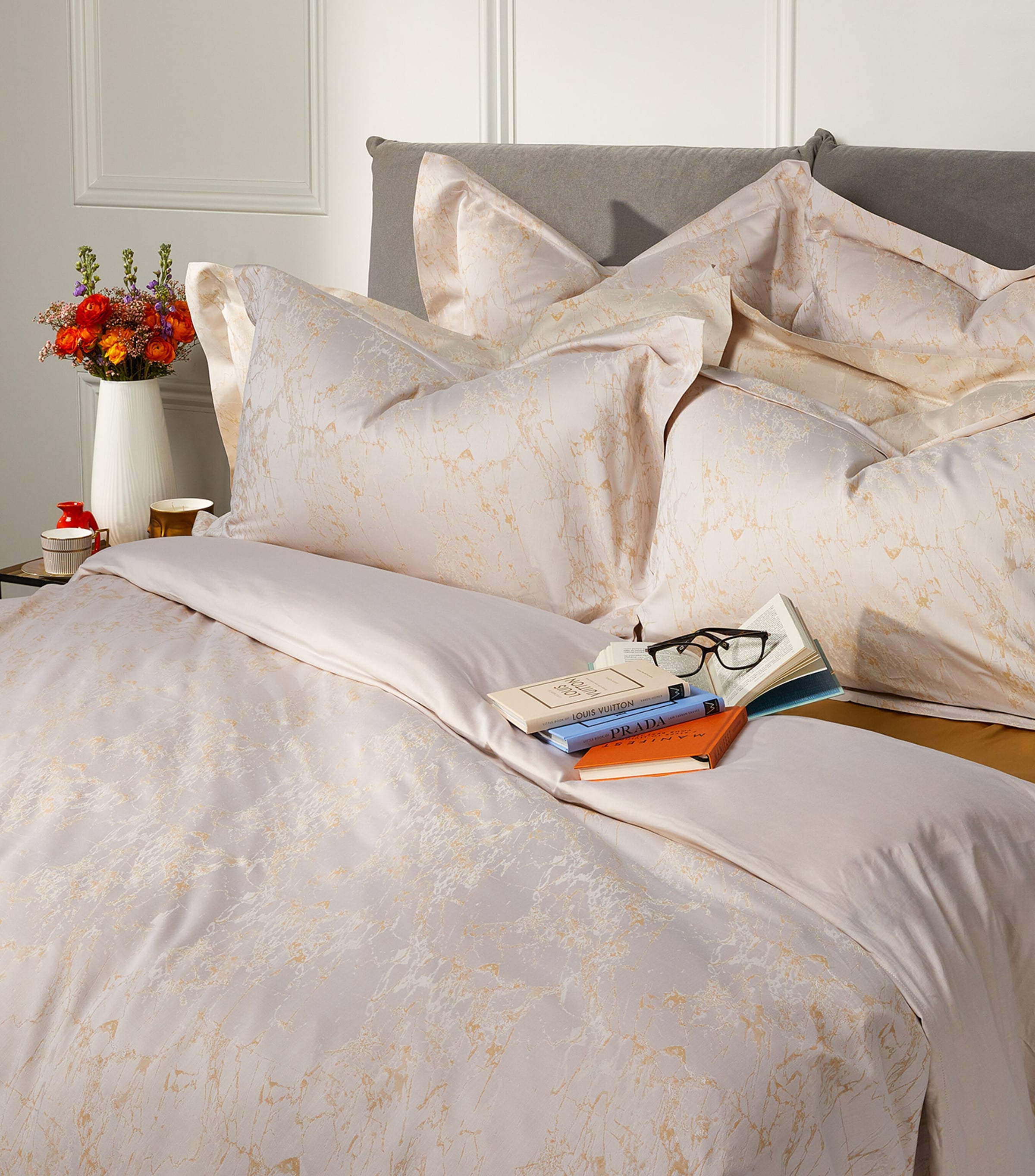 Celso de Lemos Super King duvet cover with marble print - British product