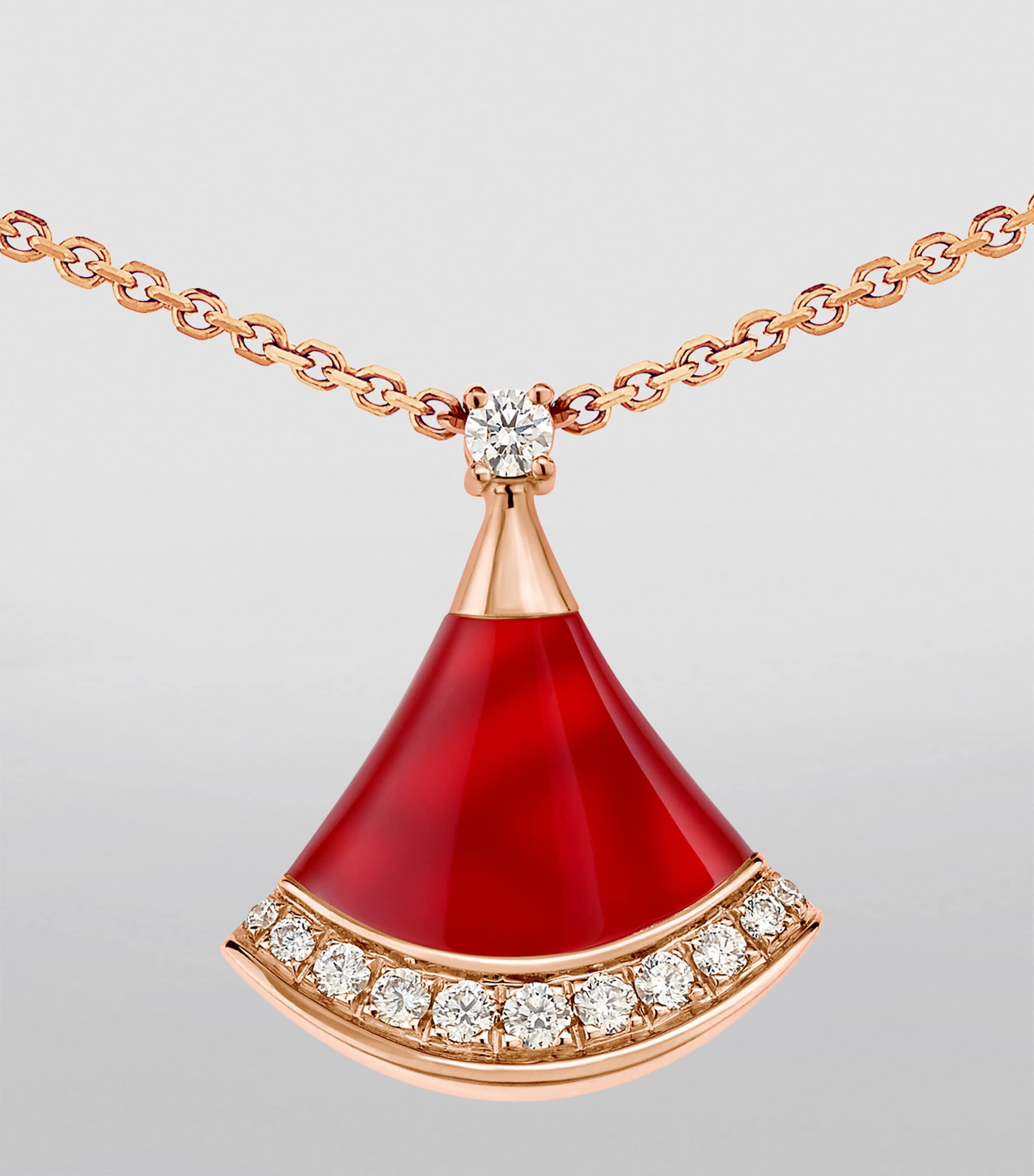 Bvlgari Divas' Dream rose gold necklace with diamonds and carnelian - British product
