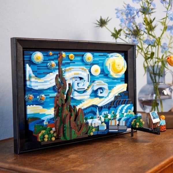 LEGO Ideas Van Gogh Starry Night building set, imported from the UK