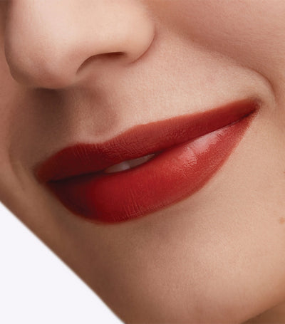 Harrods MAC Lustreglass Sheer-Shine Moisturizing Lipstick- Kjøp online hos McGrocer