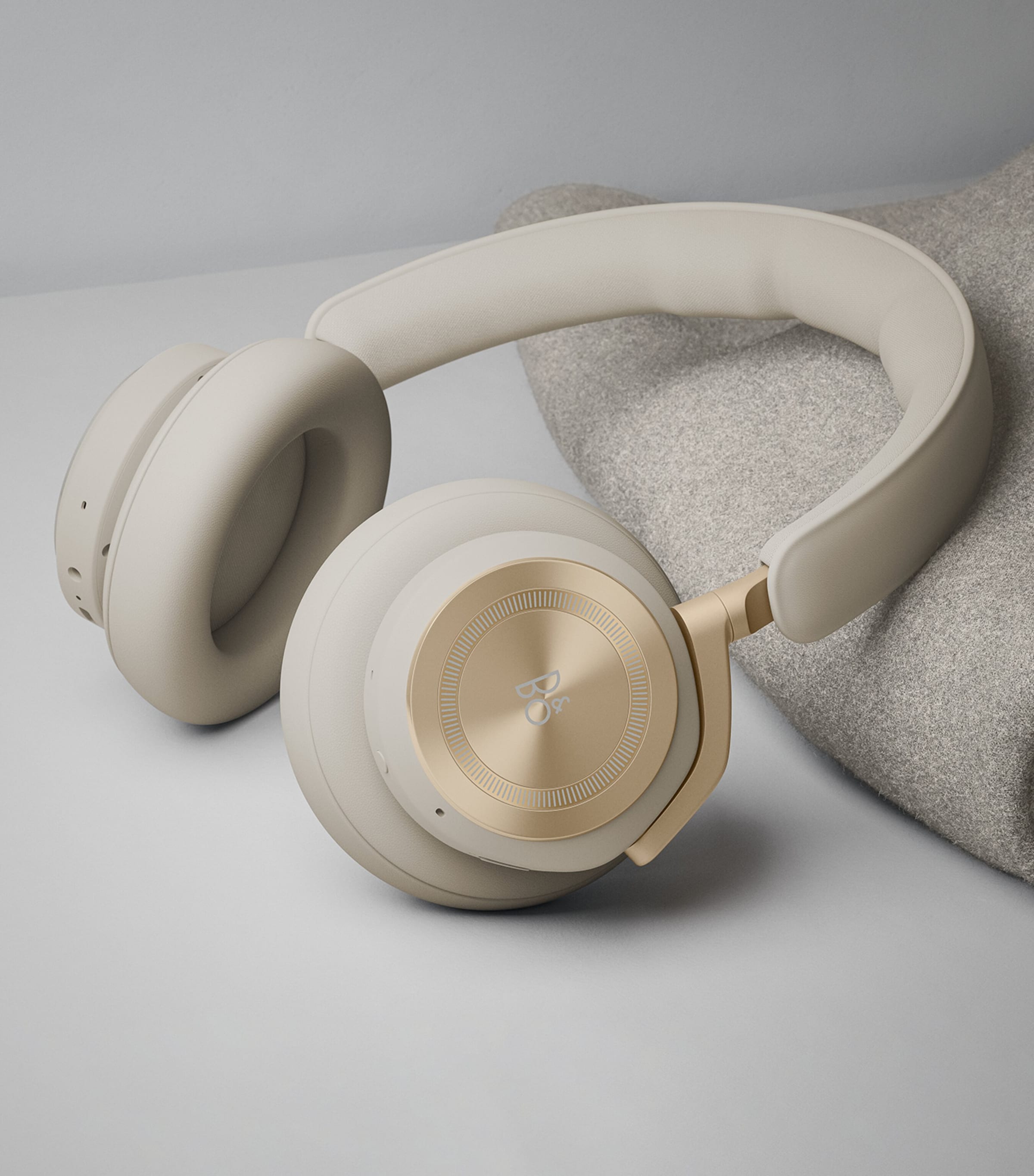 Bang & Olufsen over-ear wireless headphones with active noise cancellation - British product