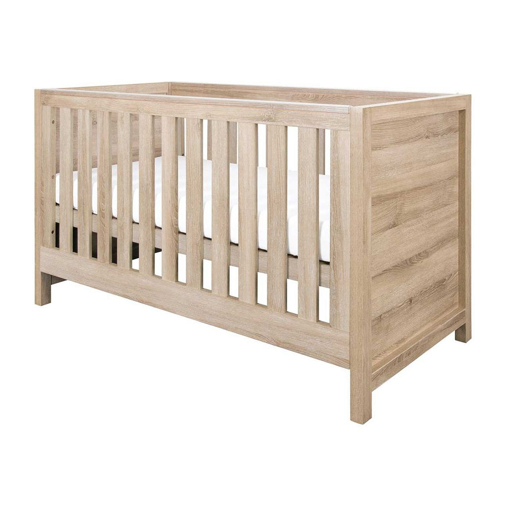 Tutti Bambini Modena 3 in 1 Cot bed - Oak