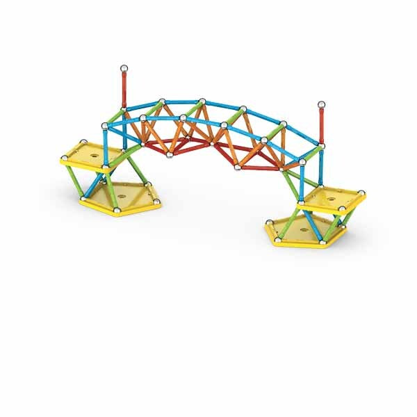 Geomag Supercolor 142 piece magnetic building set - British product