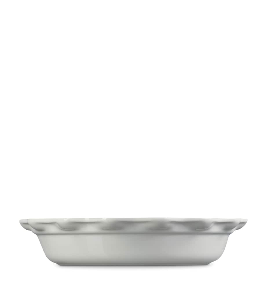 Le Creuset stoneware pie dish 23cm, UK version