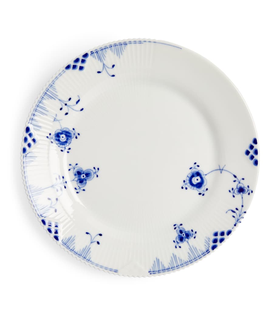 Royal Copenhagen porcelain plate Blue Elements 19cm, imported from the UK