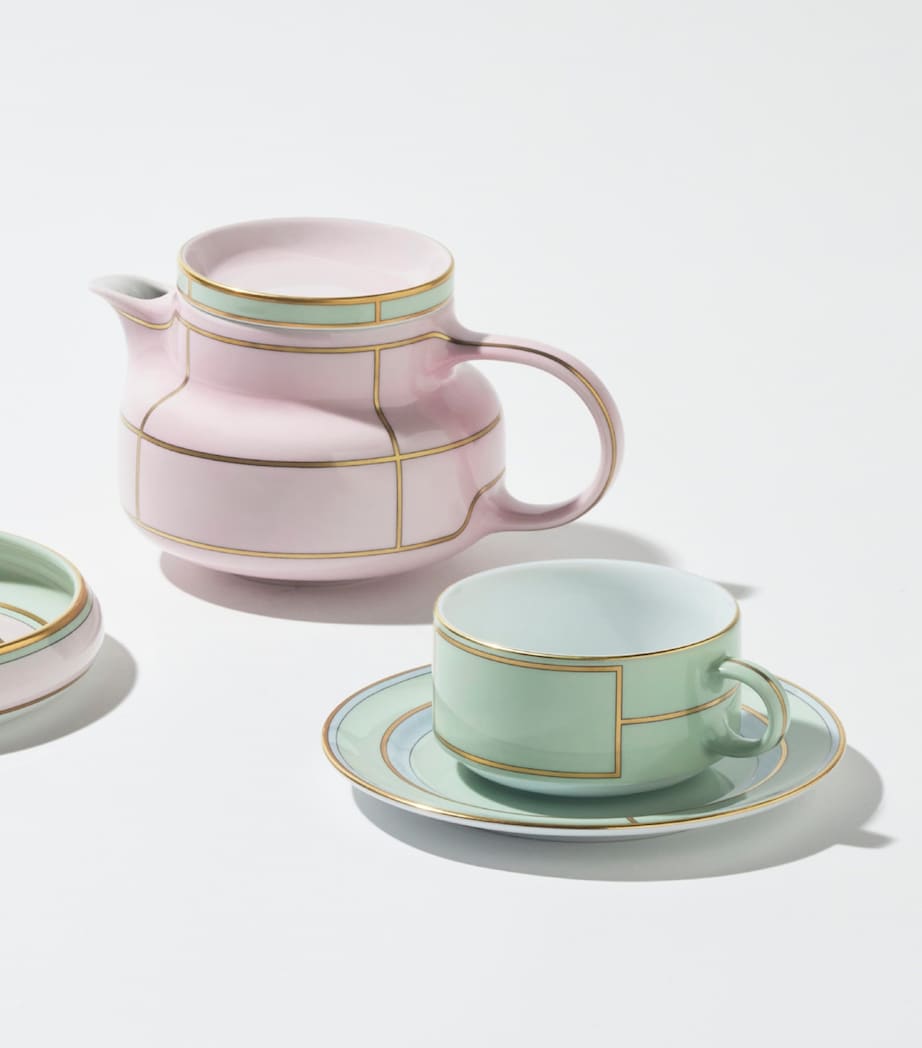 GINORI 1735 verde green porcelain teacup with 245ml capacity, UK version