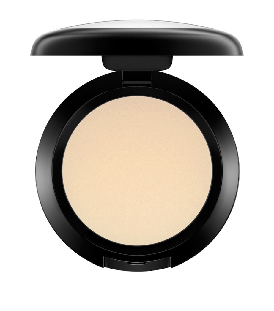MAC cream colour base, imported from the UK