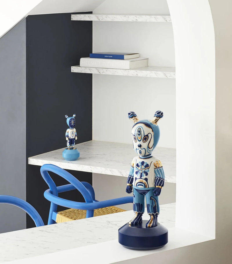 Lladró Big The Guest porcelain figurine by Kzeng Jiang, UK version