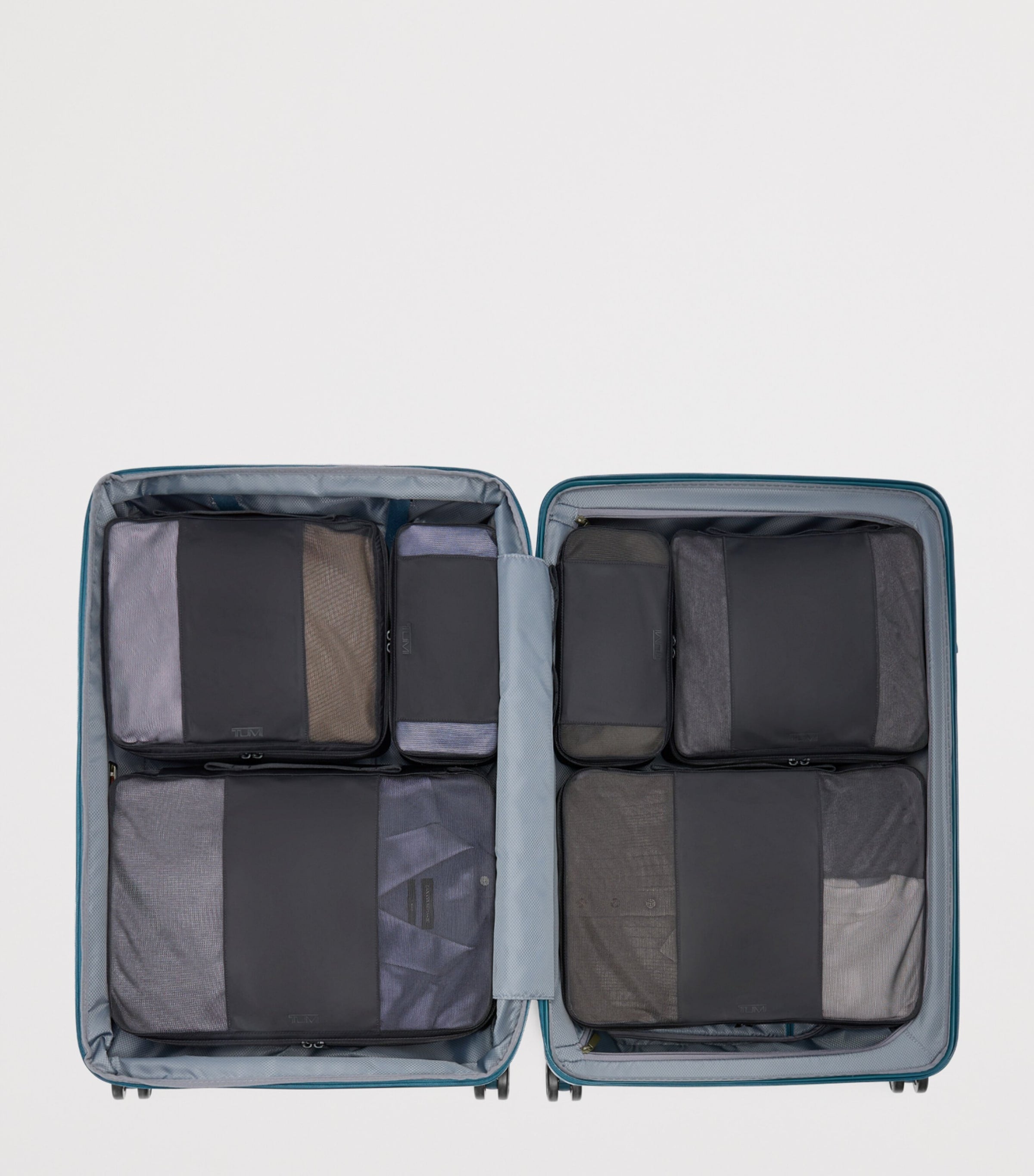 Tumi 19 Degree Extended Trip Check-In Suitcase 77.5cm (British brand)