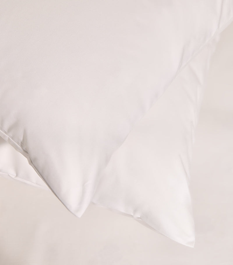 Harrods of London dust mite pillowcase protector pair, 50cm x 90cm, UK version