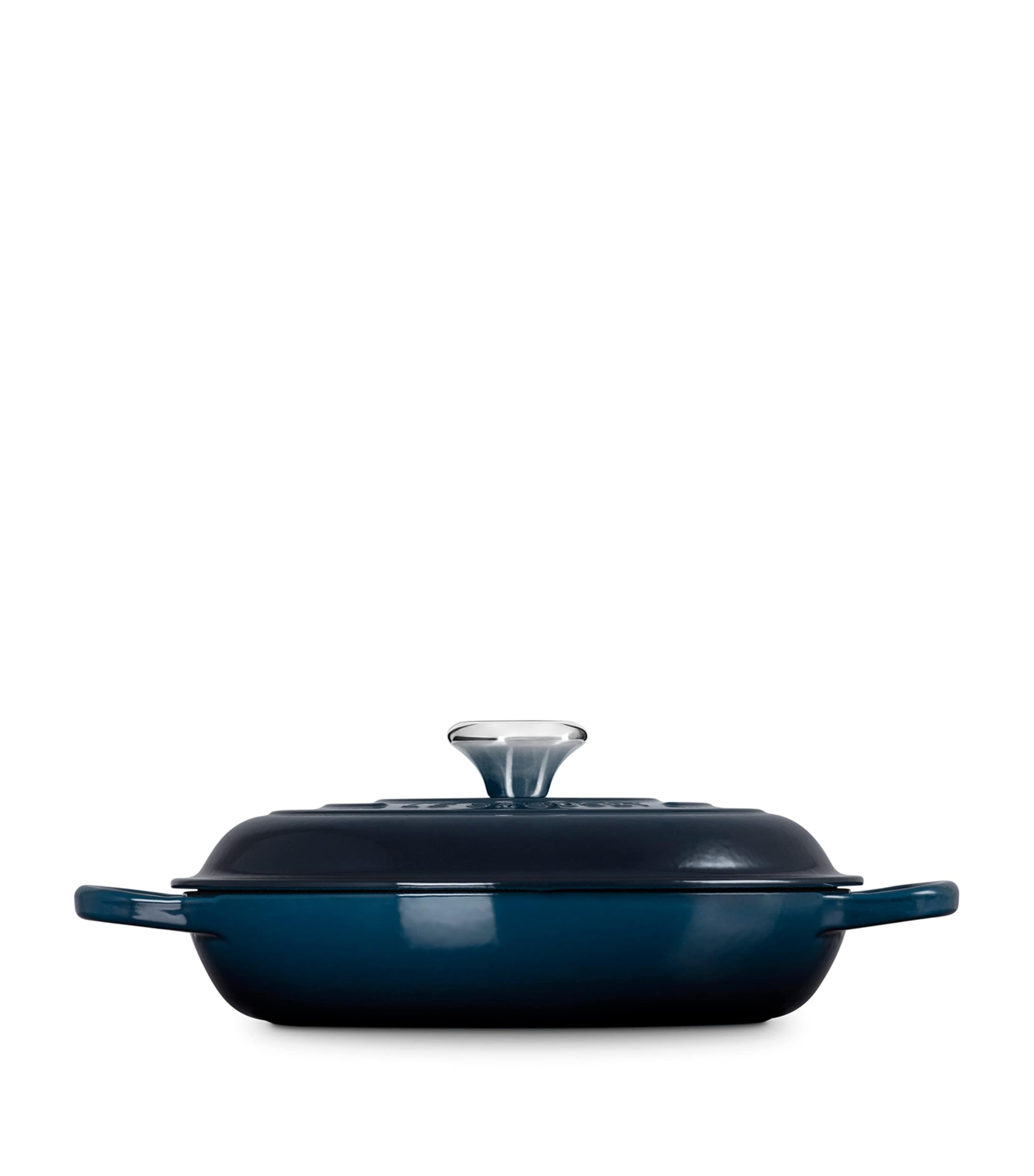 Le Creuset enamelled cast iron shallow casserole dish 26cm, UK version