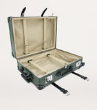 Globe-Trotter No Time To Die 4-wheel suitcase 76cm - British product