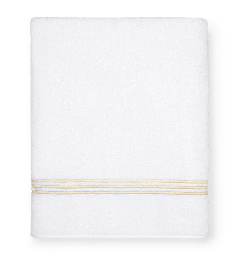 Pratesi Tre Righe bath sheet 102cm x 178cm, imported from the UK