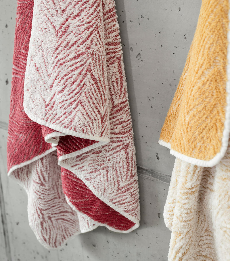 Abyss & Habidecor Egyptian cotton bath towel Vasco 70x140cm, imported from the UK