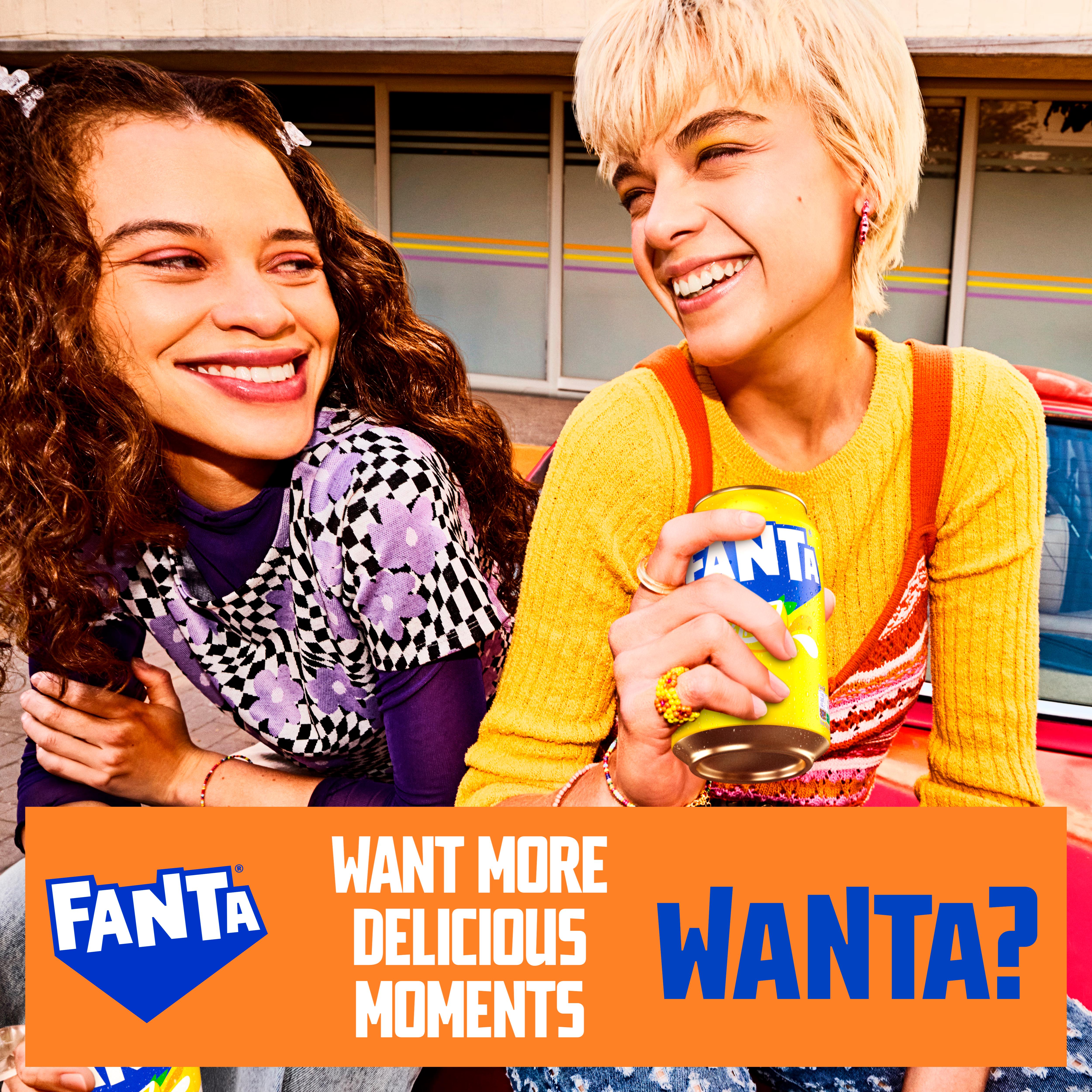 Fanta Lemon soft drink 8 x 330ml - British product