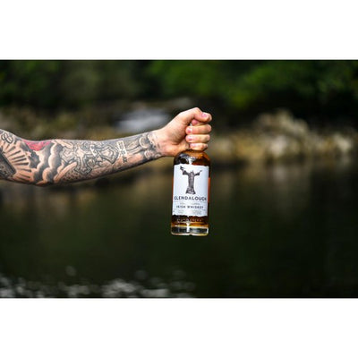 M&S Double Barrel Irsk Whisky med Bourbon og Sherry Cask Finish- Kjøp online på McGrocer