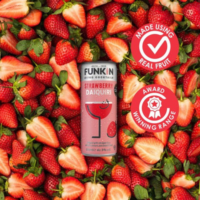 M&S Jordbær Daiquiri Nitro Cocktail med Rom og Lime i en Boks- Kjøp online hos McGrocer