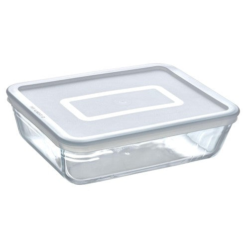 Pyrex glass casserole dish with lid 2.6L, imported from the UK