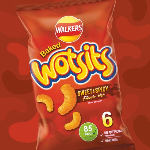 Wotsits Sweet & Spicy Flamin' Hot corn puff snacks 6x16g (British brand)