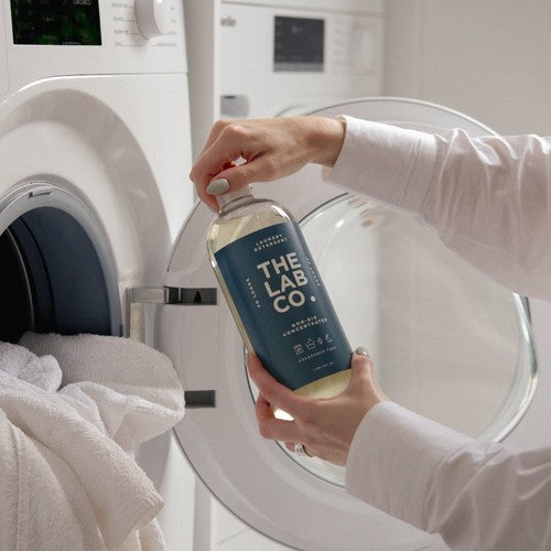 The Lab Co. fragrance free non-bio laundry detergent 1L (British brand)