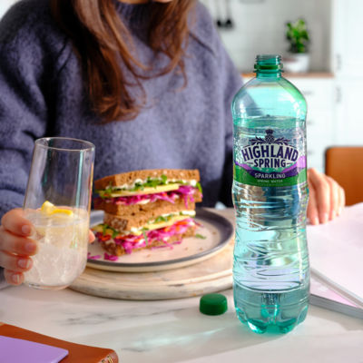 Highland Spring sparkling spring water 8 x 500ml, UK version