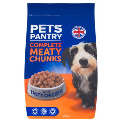 Pets Pantry dog food Meaty Chunks with Chicken 2kg - British product