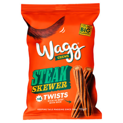 Wagg dog treat steak skewer twists 110g, UK version