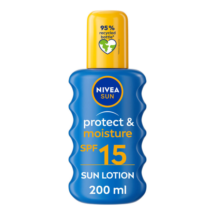 Nivea SUN Protect & Moisture Sunscreen Spray SPF 15