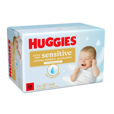 Huggies Extra Care Sensitive baby wipes plastic free 3 pack (British brand)