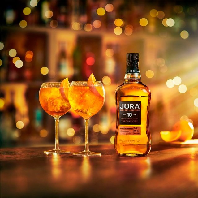 Jura 10 Year Old Single Malt Whisky   70cl