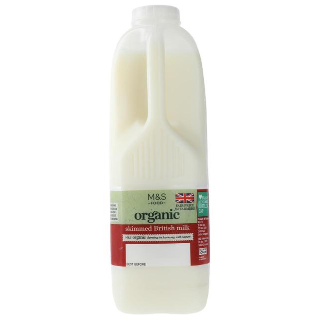 M&S Organic Skimmed Milk 2 Pints   1.136L