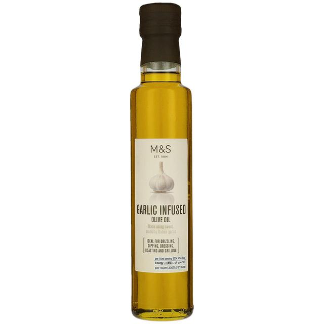 M&S Garlic Infused Olive Oil   250ml