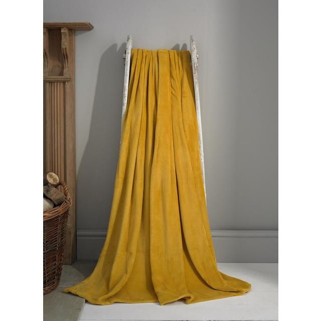 Deyongs Snuggle Touch Fleece Mustard Throw