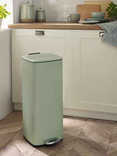 Poubelle de cuisine à pédale vert sauge à fermeture douce de 30 L