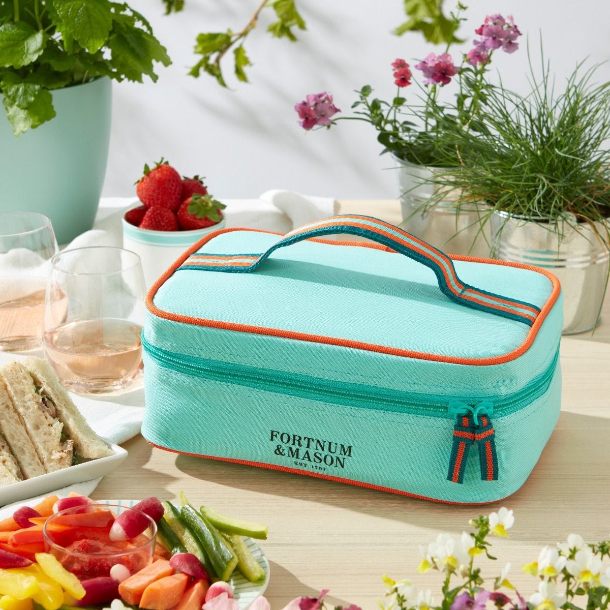 Fortnum's picnic sandwich bag Eau de Nil, UK version