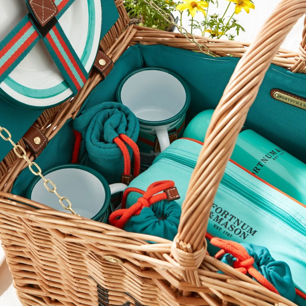 Fortnum's Huntsman picnic hamper for four - British product
