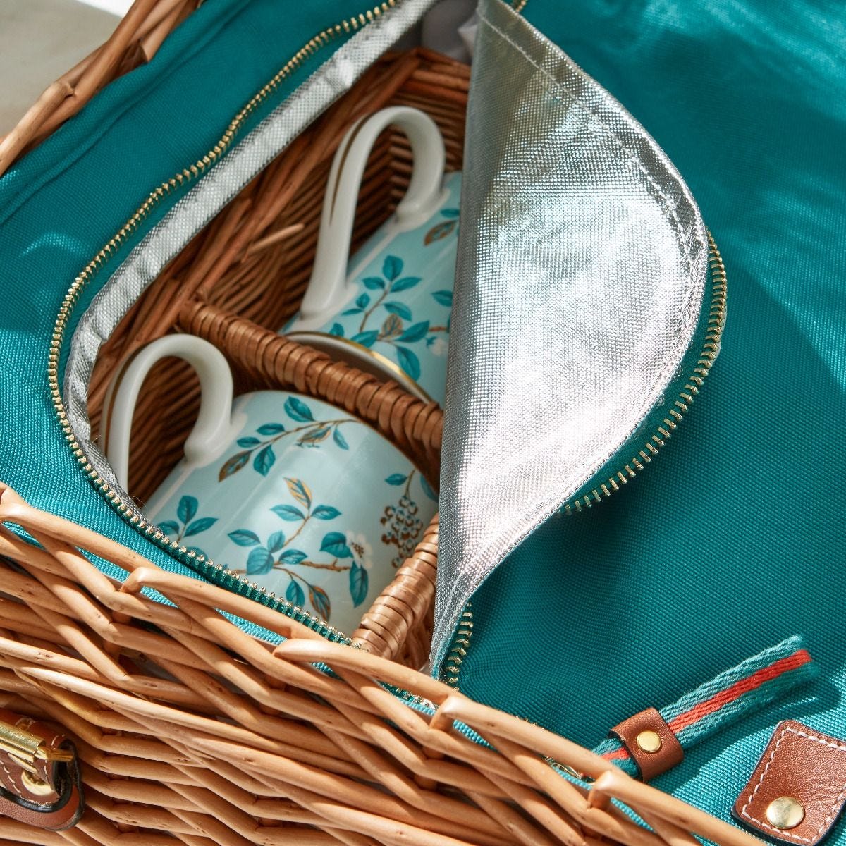 Fortnum's Camellia picnic hamper for four (British brand)