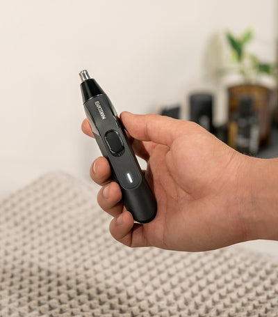 Harrods Vanntett elektrisk nese- og øretrimmer med roterende blad og USB-C-lading- Kjøp online hos McGrocer