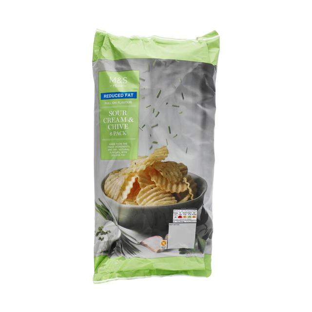 M&S Reduced Fat Sour Cream & Chive Crisps Multipack   6 per pack GOODS M&S   