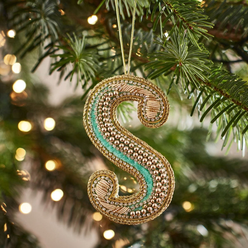 Fortnum's Eau de Nil embroidered alphabet Christmas decoration S (British brand)