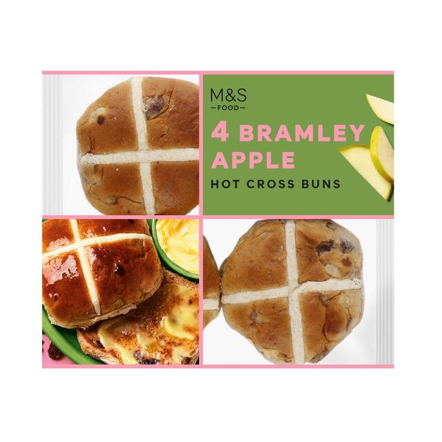 M&S Bramley Apple Hot Cross Buns   4 per pack